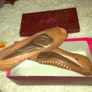 Brown leather wedges